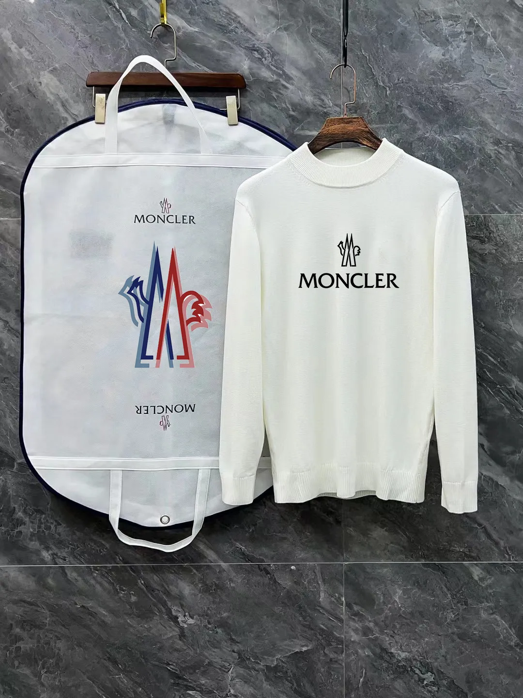 Moncler 3 Same Style LOGO Premium Series Premium Factory Quality 、 、 ： Black White Sizes：M L XL 2XL 3XL